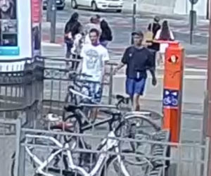 Tego się nie spodziewali! Nagrała ich kamera przed Galerią Łódzką