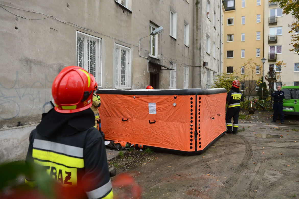Próba samobójstwa przy ul.Grajewskiej w Warszawie