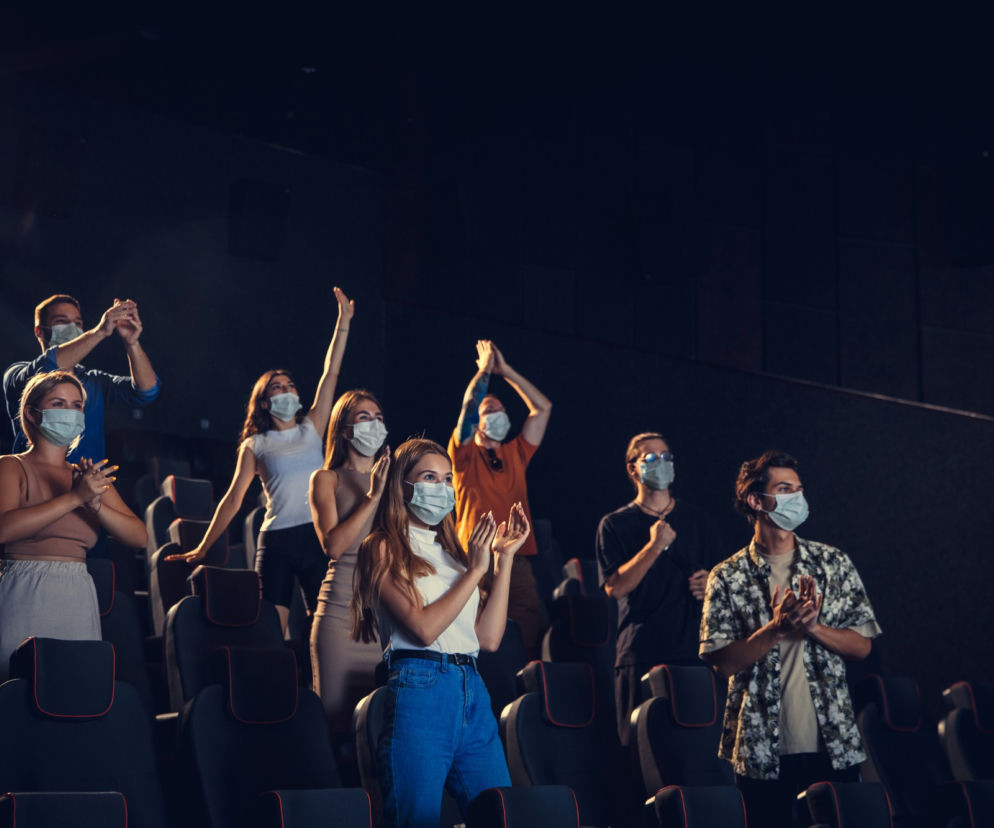 Luzowanie obostrzeń od 4 maja może objąć m.in. kina i teatry