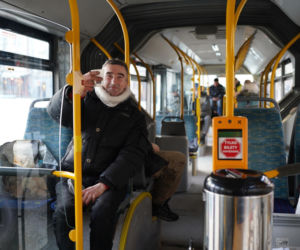 To jest ogromna pomoc. Mobilna ogrzewalnia w Białymstoku. Można się ogrzać i napić herbaty