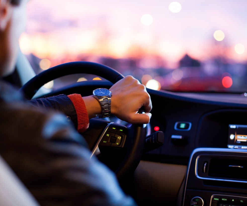 Już niemal 1600 razy skorzystaliśmy w Toruniu z Moje Auto SMS. Co możemy załatwić dzięki aplikacji?