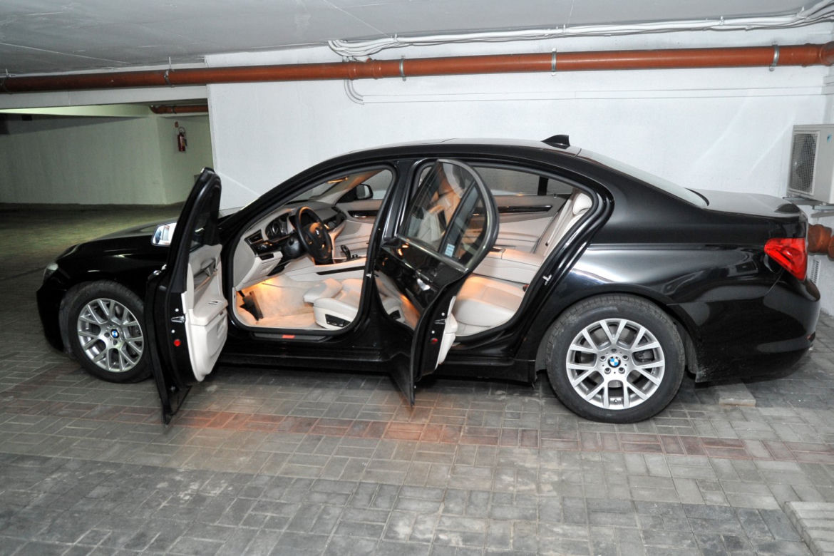 BMW serii 7 prezesa Amber Gold zlicytowane za 319 tys. zł