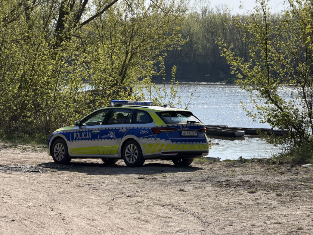 Jednego dnia z Wisły wydobyto dwa ciała.