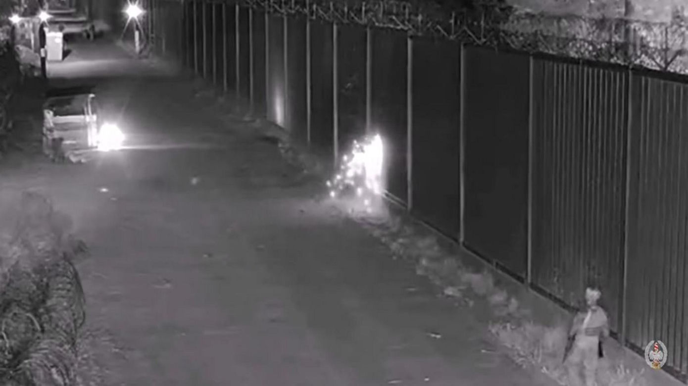 Nocny atak na polską granicę! Próba podpalenia wojskowego posterunku [ZDJĘCIA]. 