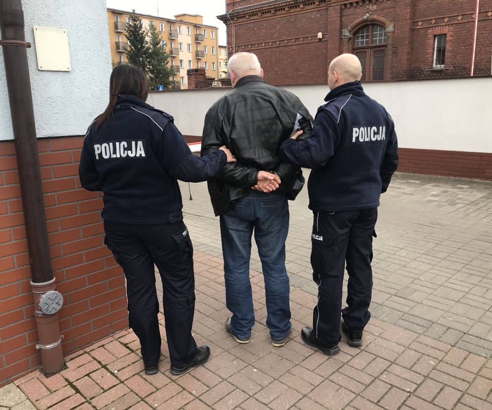 Pijany kierowca, który potrącił policjanta usłyszał zarzuty