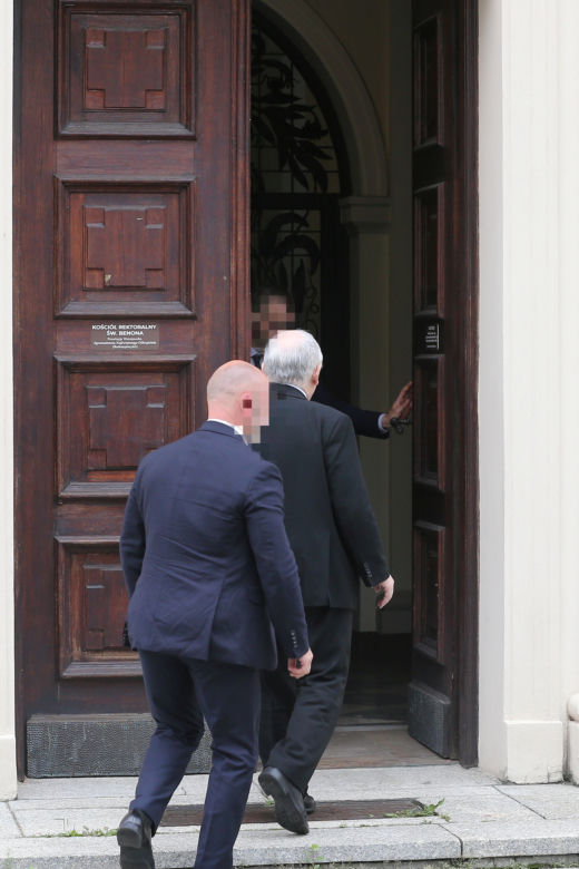 Jarosław Kaczyński pojechał do kościoła