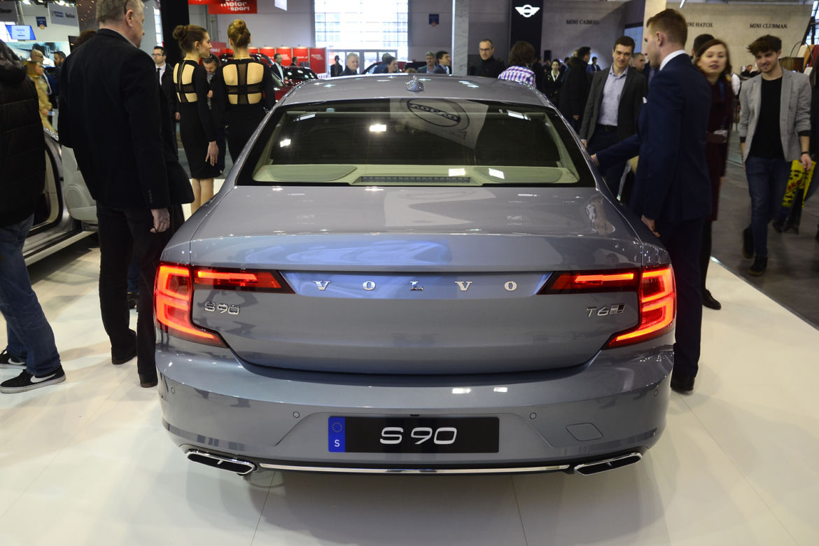 Volvo S90