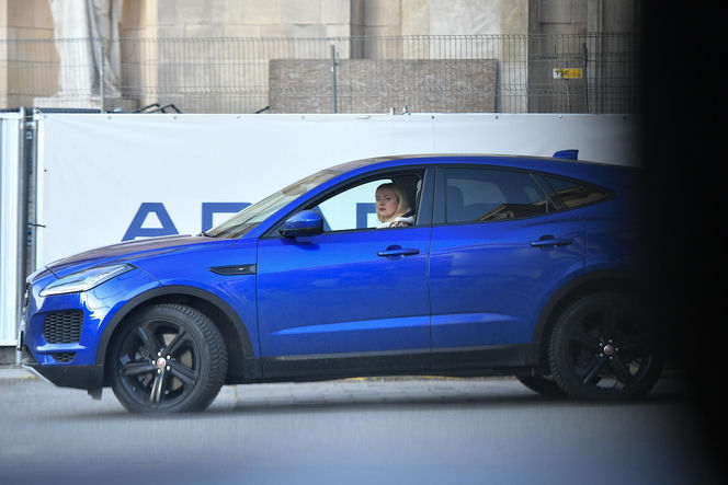 Basia Kurdej-Szatan w aucie robi się na bóstwo