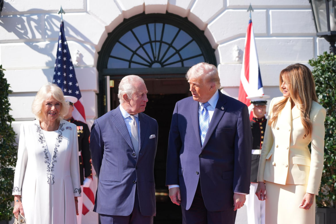 Król Karol III wylądował w USA! Historyczna wizyta monarchy rozpoczęta