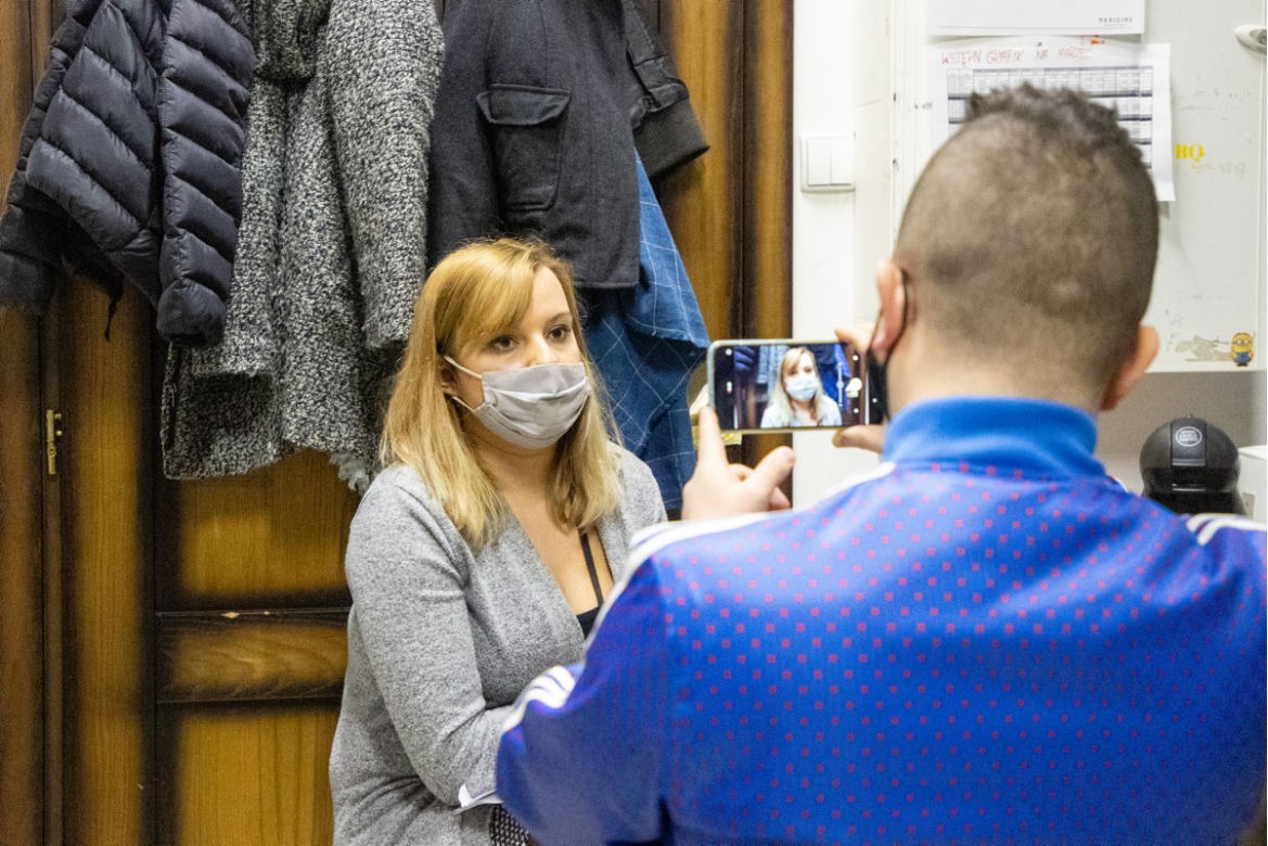 SKANDALICZNA INTERWENCJA POLICJANTÓW Z PRUSZKOWA! DZIECKO POSIKAŁO SIĘ W MAJTKI 