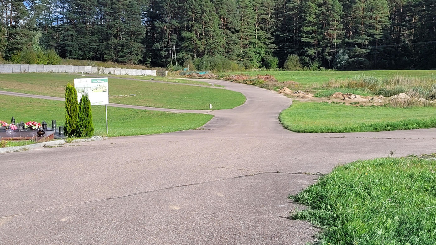 Tak wygląda „amerykański” cmentarz w Dywitach. Ile kosztuje miejsce?