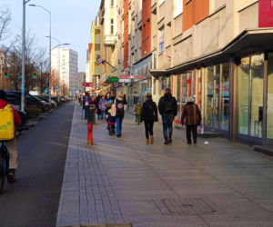 Ławki zniknęły z Alei Niepodległości