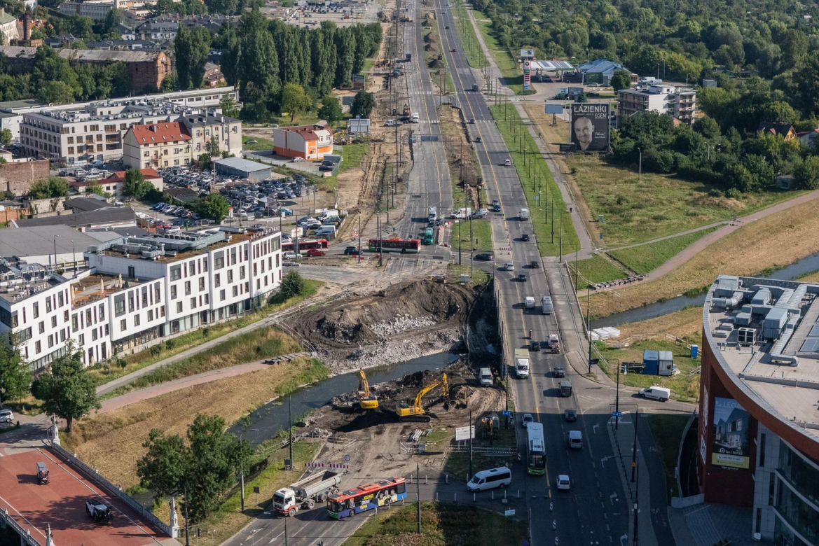 Przebudowa Al. Unii Lubelskiej. Kończą się prace przy rozbiórce pierwszego mostu