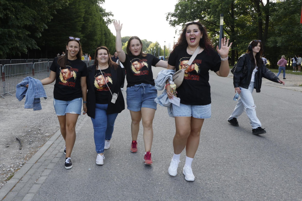 Warszawa. Justin Timberlake na PGE Narodowym. Morze ludzi na koncercie [ZDJĘCIA]