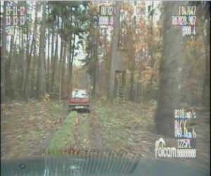 Uciekał przed policją z dzieckiem i ciężarną żoną