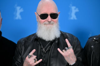 Z wiekiem coraz bardziej wściekam się na świat. Rob Halford opowiedział o pisaniu tekstów dla Judas Priest 