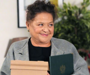 Barwy szczęścia, odc. 3336. Lucyna Zwierzchowska (Grażyna Zielińska)