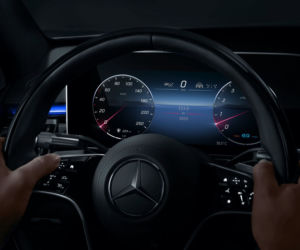 (2021) Nowy Mercedes-Benz Klasy S i jego nowoczesne wnętrze