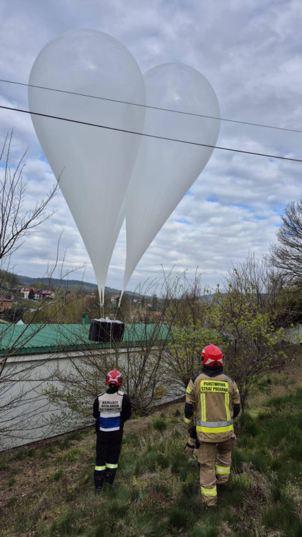 Balonowy przemyt trzech ładunków papierosów