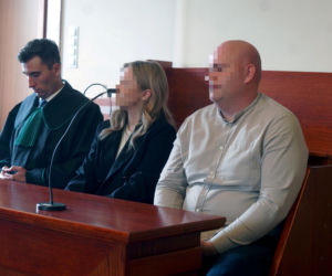 Pędził karetką, by ratować kobietę. Na przejściu potrącił 10-latka. Jest wyrok