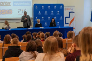 Fartuchy, probówki i prawdziwa nauka. Uczniowie z regionu opanowali Collegium Medicum w Bydgoszczy!