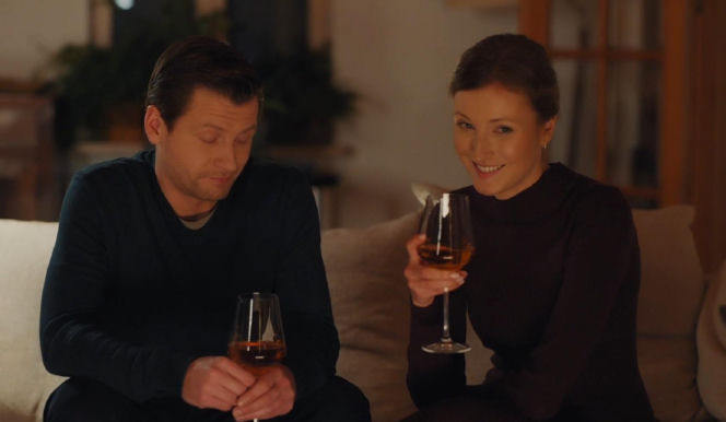 M jak miłość odc. 1927. Natalka (Dominika Suchecka), Adam Karski (Patryk Szwichtenberg)