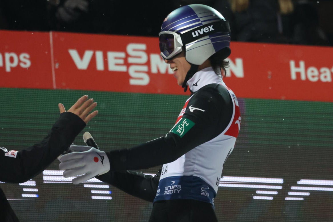 Skoki narciarskie 20‬24 w Wiśle: Zwycięstwo Kobayashiego. Piotr Żyła "ratuje" honor Polaków
