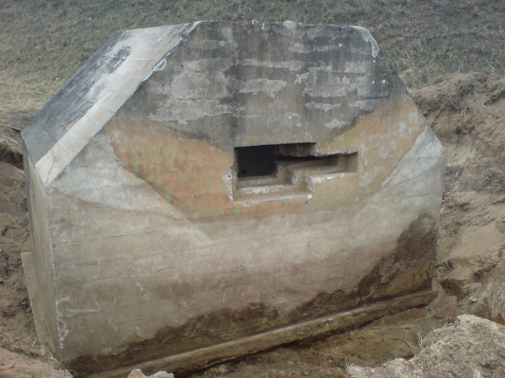 W Pile odnaleziono fundamenty schronu 
