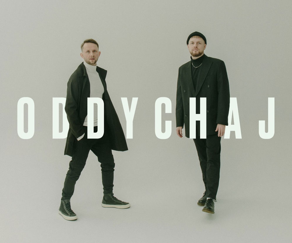 Premierowy singiel 'Oddychaj' jest dla nich nowym otwarciem. Poznajcie duet Martin Lange