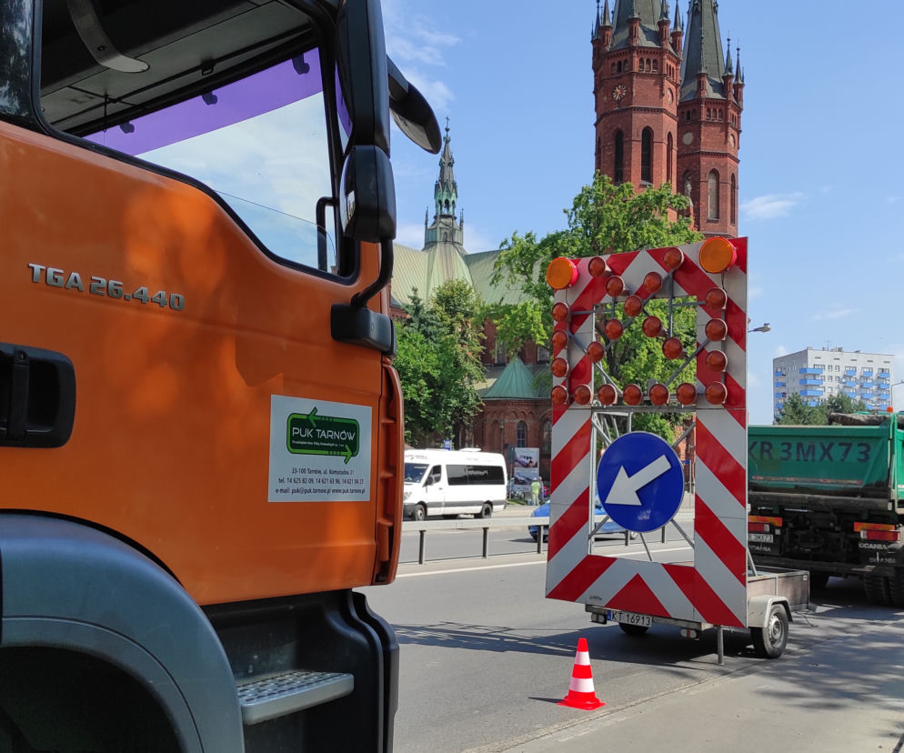 Prace przy budowie węzła przesiadkowego Krakowska-Planty w Tarnowie