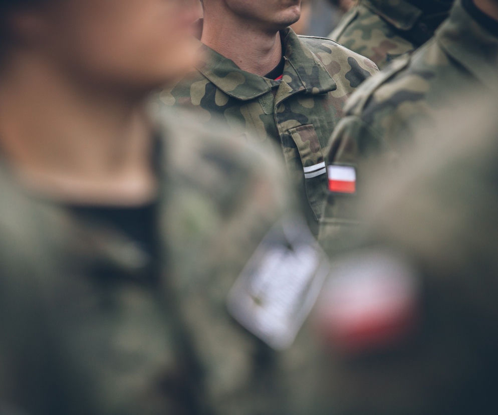 Tragedia w Białowieży! 22-letni żołnierz znaleziony martwy z raną postrzałową głowy