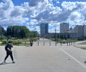 Chodnik łączący Dworzec Centralny i metro Centrum w Warszawie