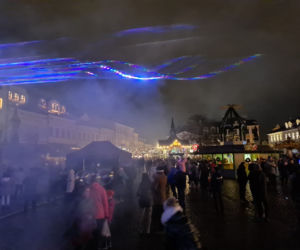 Rzeszów. Pokaz laserowy na Rynku [ZDJĘCIA]
