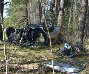 Wypadek toyoty we wsi Frącki