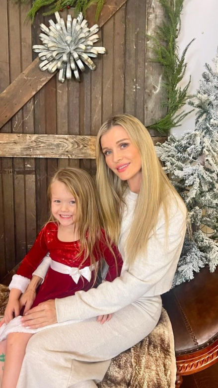 Joanna Krupa z córką, Ashą