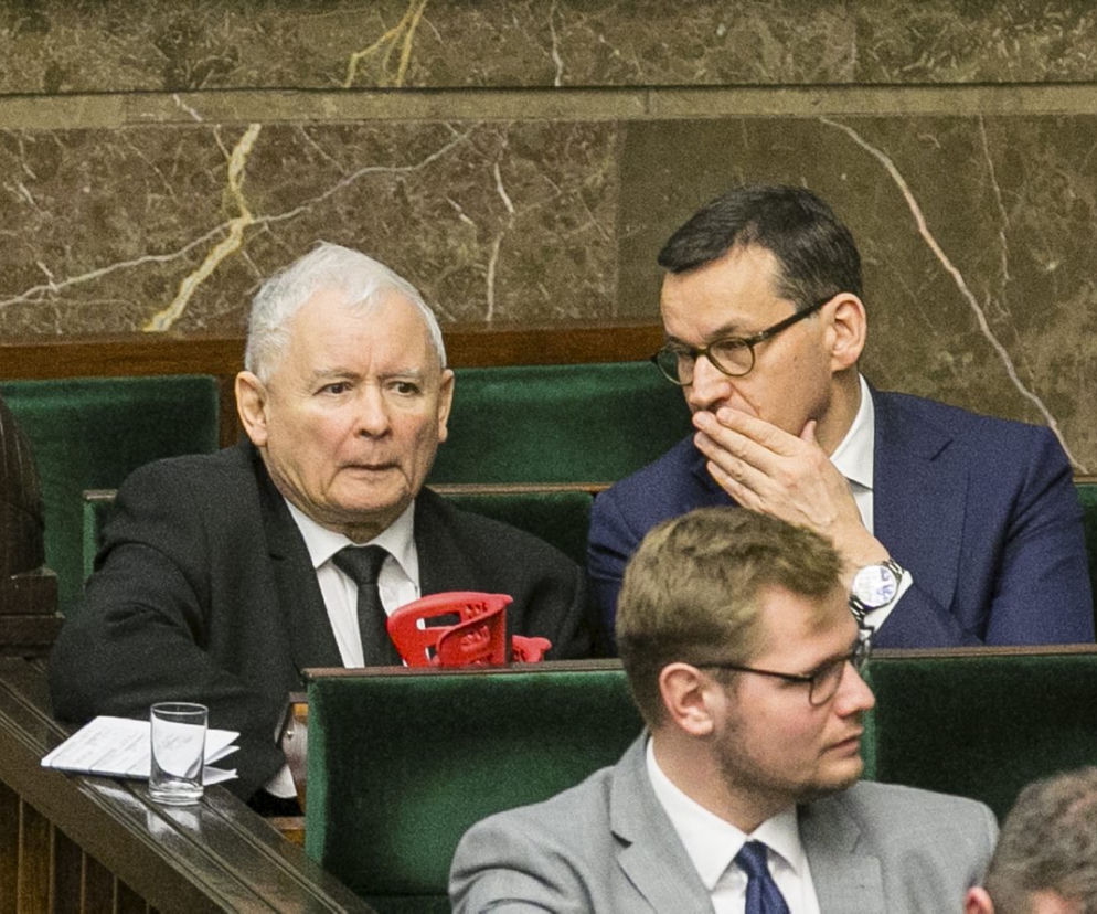 Jarosław Kaczyński. Chory prezes znowu przyszedł do pracy