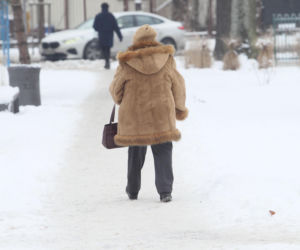 Gołoledź paraliżuje Polskę
