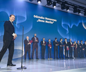 Radosław Sikorski odznaczył Ambasadorów Totalizatora Sportowego