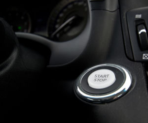 Infiniti Q70h Premium Tech
