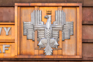 Białe Orły II Rzeczypospolitej. Wyniosłe i ponadprzeciętne, z duchem art déco w locie nad młodym Państwem Polskim