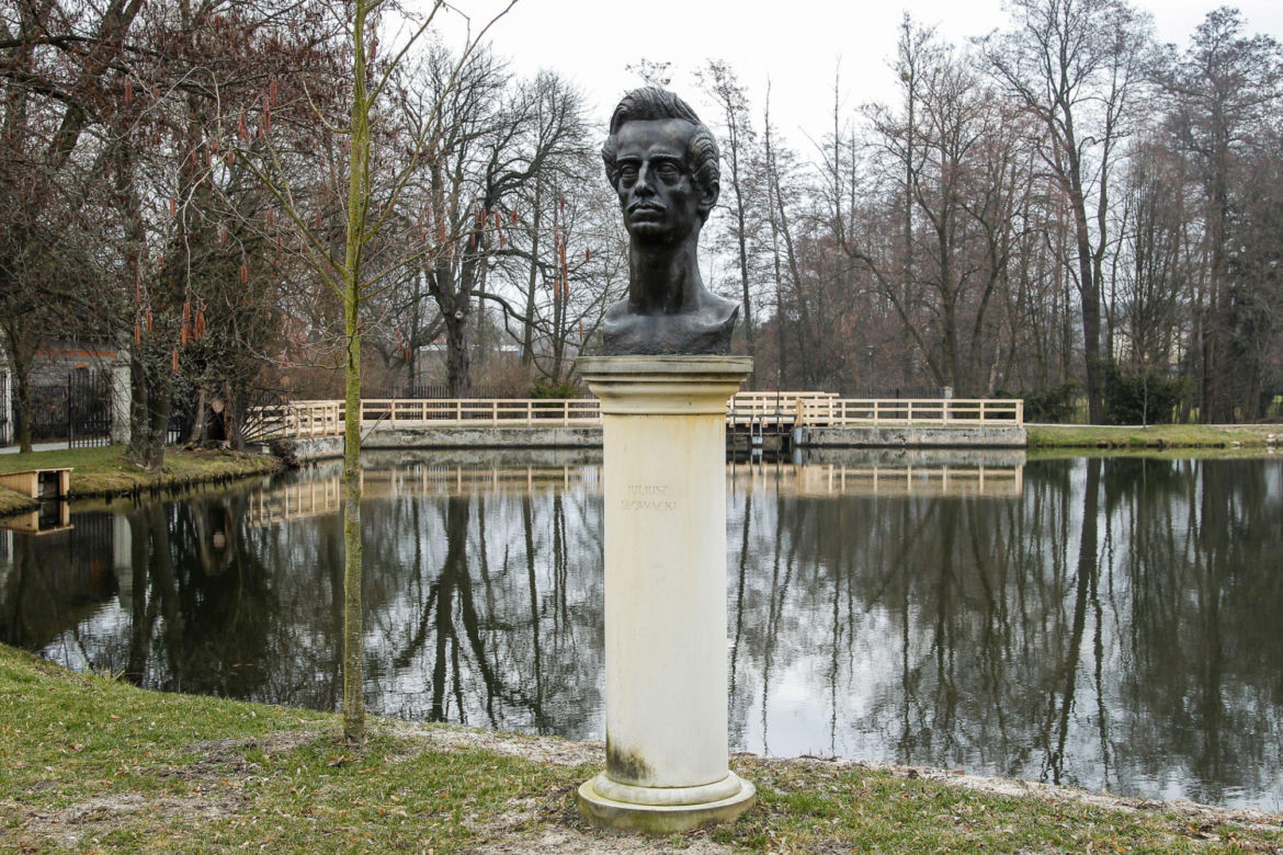 Zespół pałacowo-parkowy w Radziejowicach