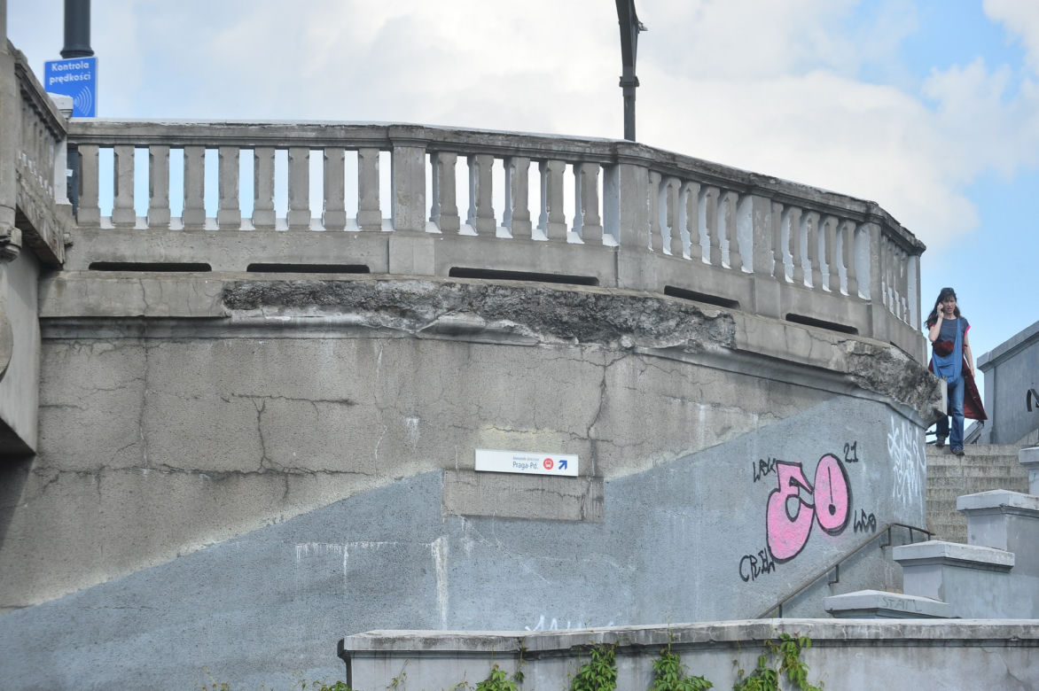 Trzaskowski zwęzi też most Poniatowskiego? 