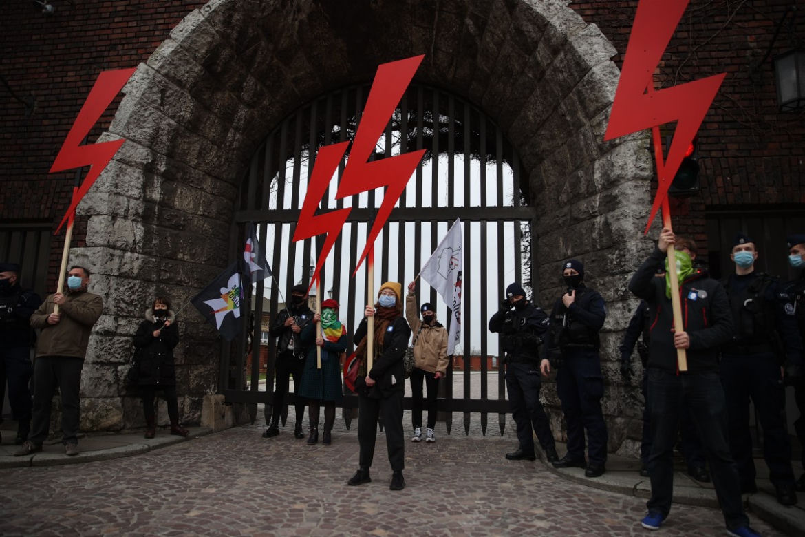 Demonstracje w rocznicę pogrzebu Lecha Kaczyńskiego