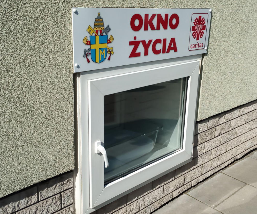Śląskie: Półroczna dziewczynka zostawiona w Oknie Życia. Rodzice dziecka sami zgłosili się na policję