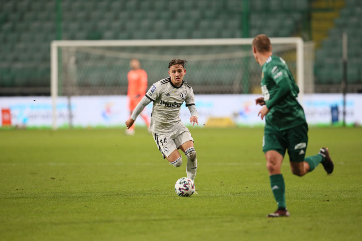 Michał Karbownik jak Maradona