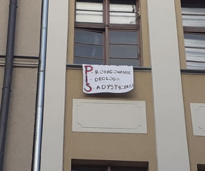 Kolejny czarny spacer w Toruniu