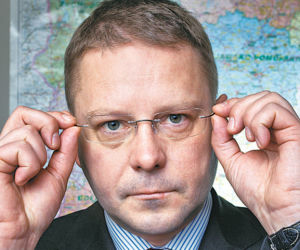 On chce żebyś pokochał fotoradary! I wyda na to 4 miliony złotych