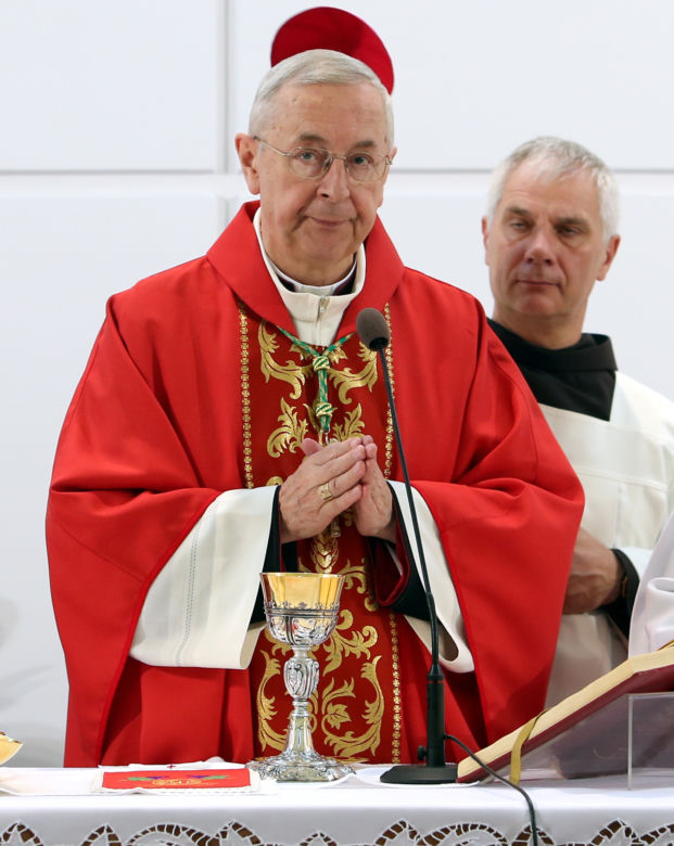 Ksiądz pedofil pracuje w kurii