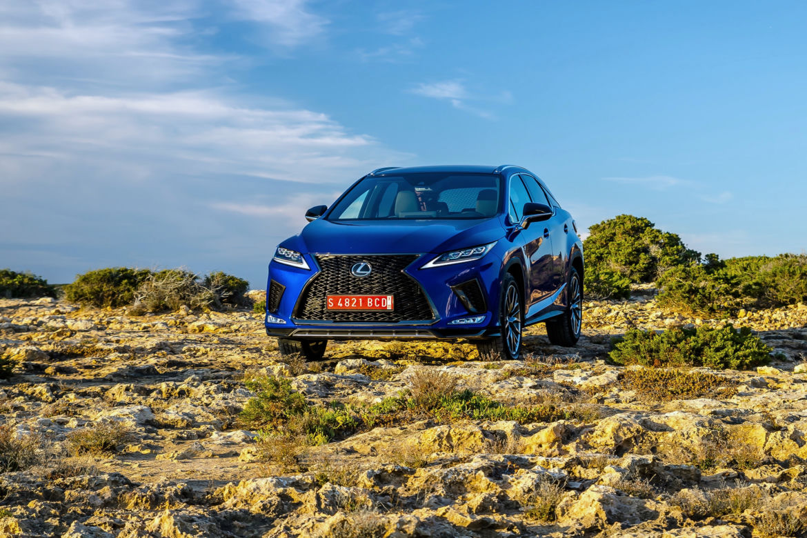 Lexus RX lifting 2020