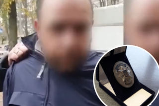 Ta oryginalna odznaka za udział w zatrzymaniu GROŹNEGO PRZESTĘPCY może być Twoja! Trwa licytacja na rzecz policjanta z Pabianic